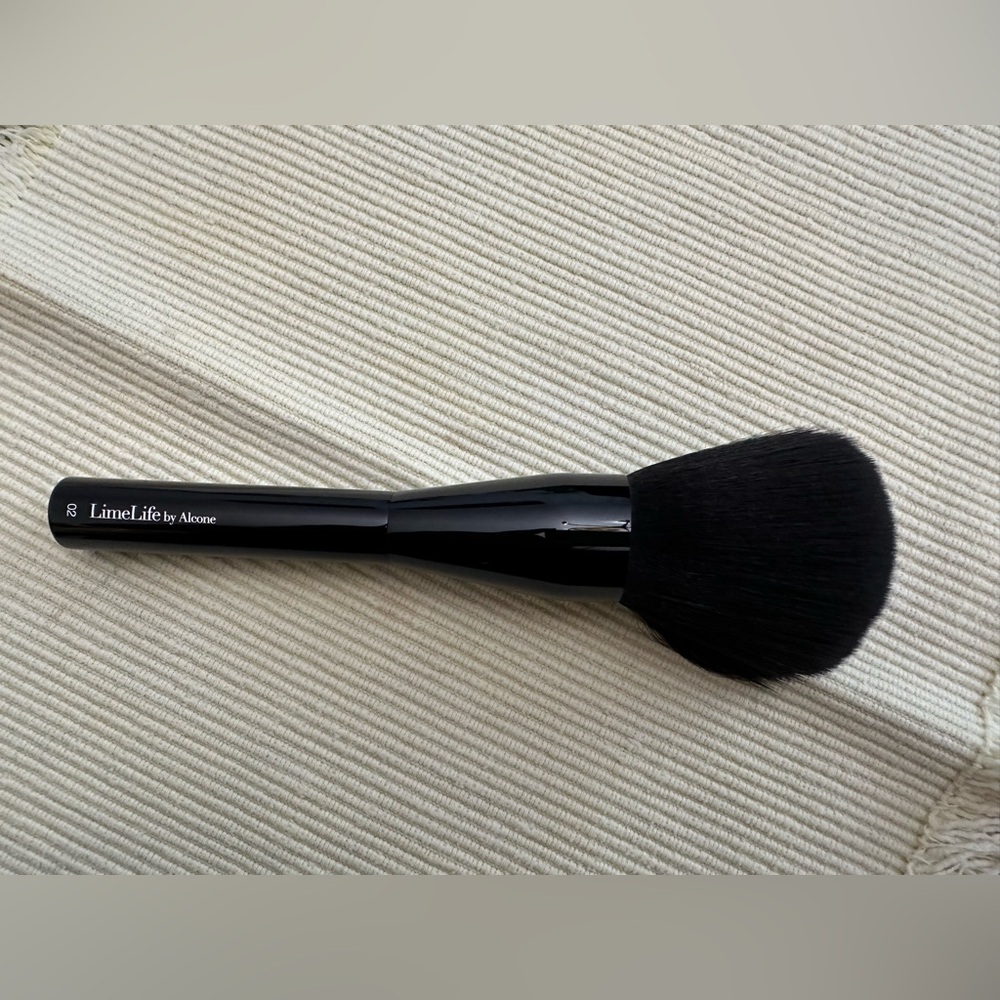 LIMELIFE Make Up Brush.